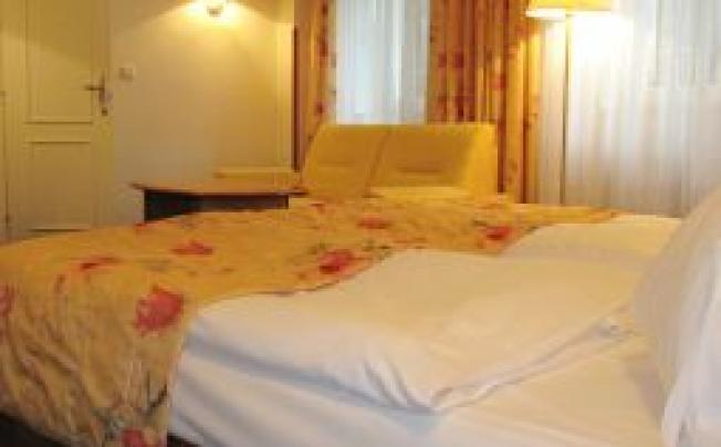 Фото отеля Amadeus DH Hotel
